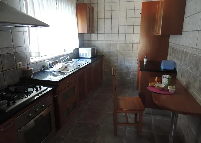 Semesterbostad Paredes Da Vitoria *