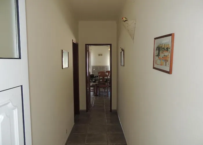 Paredes Da Vitoria *